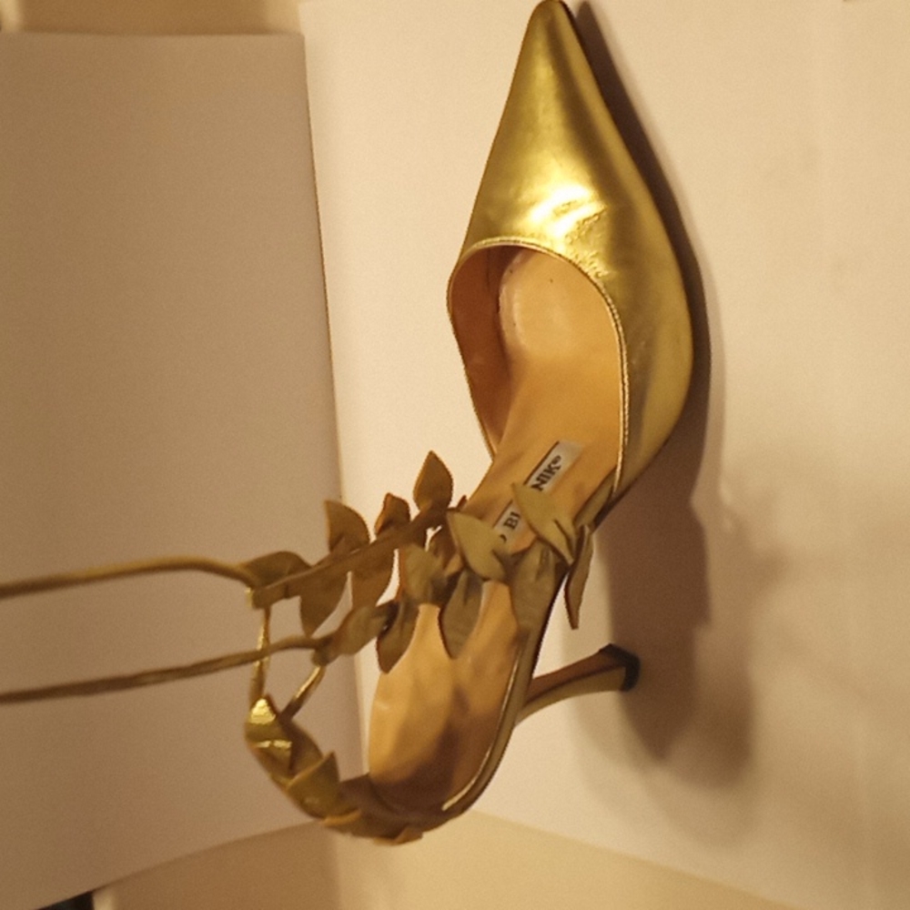 Manolo Blahnik Gold Leather Strappy Heel with Leaf Detail 34.5